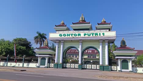 The-Gontor-Putri-1-modern-Islamic-boarding-school,-Ngawi,-East-Java,-Indonesia