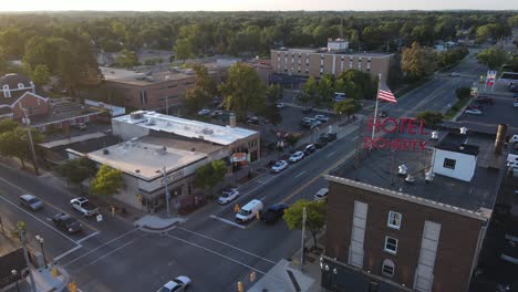 Clare,-Michigan,-USA-,-intersection-of-N-McEwan-St-and-W-5th-St-by-Hotel-Doherty