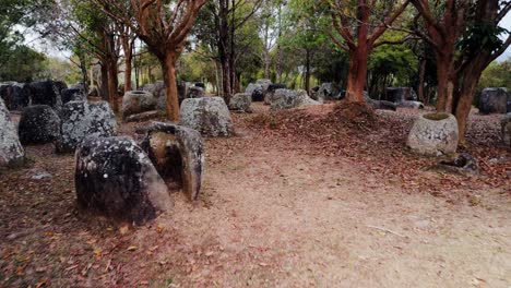 Llanura-De-Las-Tinajas,-Phonsavanh,-Laos