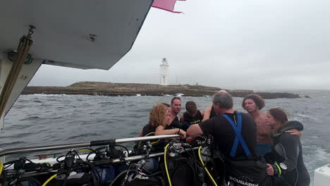 Paseo-En-Barco-Estrecho-De-Gibraltar-Para-Bucear-Excursión-De-Buceo-Bajo-El-Agua