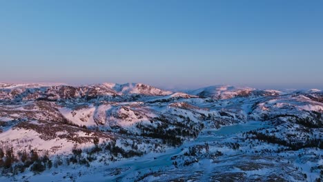 Winterliches-Gelände-In-Der-Nähe-Von-Bessaker-In-Trondelag,-Norwegen