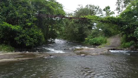 river-through-the-jungle,-costa-rica,-pura-vida-nature-reserve