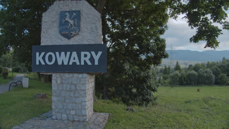 Welcome-sign-entering-town-of-Kowary,-Poland