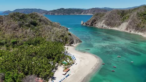Isla-Tortuga,-Tropische-Insel,-Costa-Rica,-Mittelamerika,-Palmen,-Bäume,-Meer-Und-Strand