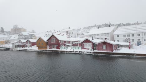 Waterfront-Village-During-Winterly-Day-In-Kragero,-Norway