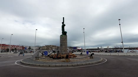 Large-statue-on-a-roundabound-in-the-historical-city-Tarifa-in-Spain