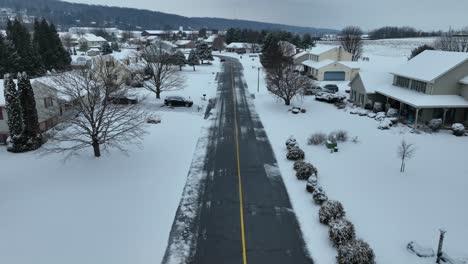 Modern-American-neighborhood-during-winter-with-snow