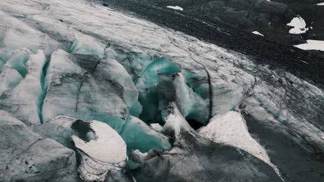 Exploring-Ice-Caves-In-The-Vinciguerra-Glacier-Near-Ushuaia,-Tierra-Del-Fuego-Province,-Argentina