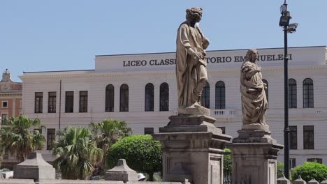 Denkmal-In-Der-Straße-Von-Palermo,-Italien