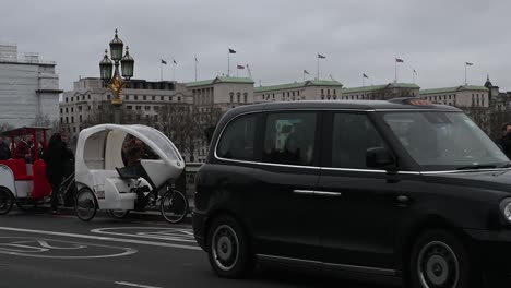 Black-Cab-Oder-Dreirad,-Fahrradrikscha