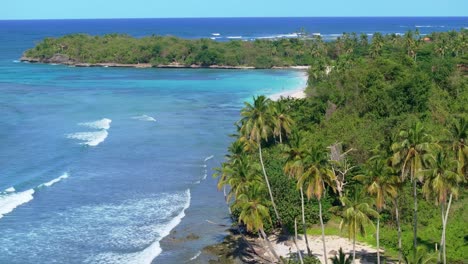 La-Playita-hidden-and-wild-beach-at-Las-Galeras-in-Samana-peninsula,-Dominican-Republic