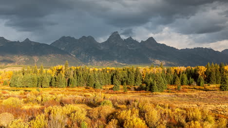 Clouds-Soaring-Above-Teton-Range-In-Autumn