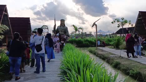 El-Lugar-Turístico-Histórico-De-Un-Héroe-Local-Llamado-Noyo-Gimbal-En-La-Aldea-De-Bangsri,-Blora,-Indonesia.