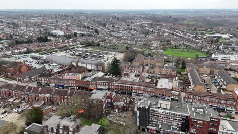 Southgate-High-Street-Nord-London,-Drohne,-Luftaufnahme-Aus-Großer-Höhe