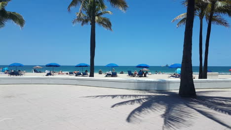 Driving-by-Fort-Lauderdale-Beach,-Florida-USA