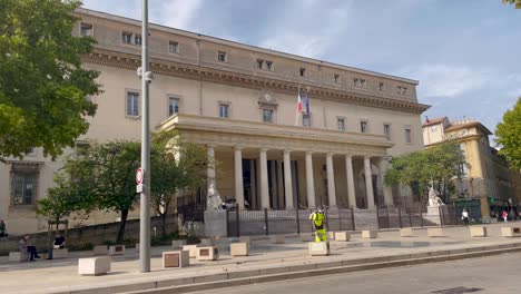 Statische-Ansicht-Des-Gerichtsgebäudes-Palais-De-Justice-In-Aix-en-Provence,-Frankreich