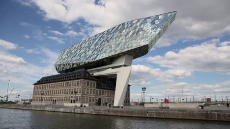 Antwerp-Port-House---Port-Authority-Building-In-Daytime-In-Antwerpen,-Belgium