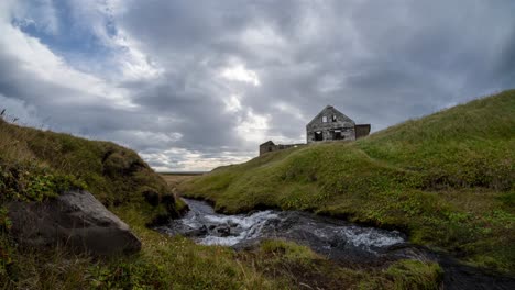 Time-lapse-of-flowing-river-in-idyllic-landscape-of-Iceland
