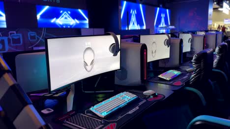 E-Sports-Alienware-Gaming-Stations-At-Odyssey-VR