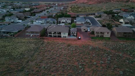 Real-Estate-Houses-In-Neighborhood-In-Hurricane-City,-Utah,-USA