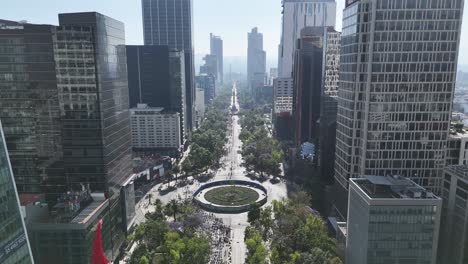 Aerial-capture-of-International-Women's-Day-Parade-in-Paseo-de-la-Reforma,-Mexico-City