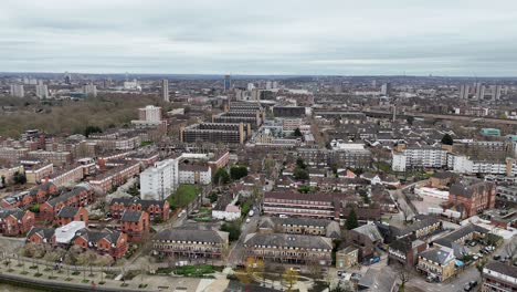 Sozialer-Wohnungsbau-Bermondsey-London-Großbritannien-Drohne,-Luftaufnahme