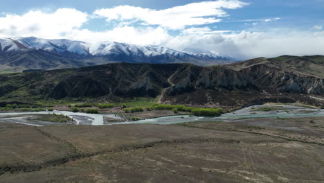 Landschaften-Rund-Um-Die-Omarama-Clay-Cliffs-In-Waitaki-Auf-Der-Südinsel,-Neuseeland