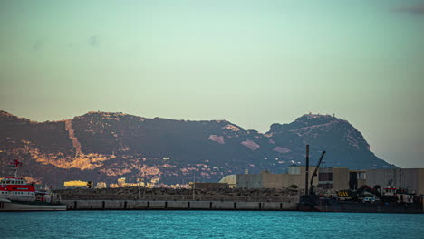 Temprano-En-La-Mañana-Puerto-Marítimo-Industrial-Estrecho-De-Gibraltar-Time-Lapse-Amanecer