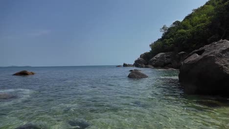 Ruhige-Klarheit-Der-Küste-Von-Koh-Samui,-Thailand