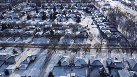 Wunderschöne-Winter-Luftaufnahmen-Der-Stadt-Winnipeg,-Kanada