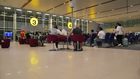 Time-lapse-of-travelers-people-at-the-gate-in-the-airport