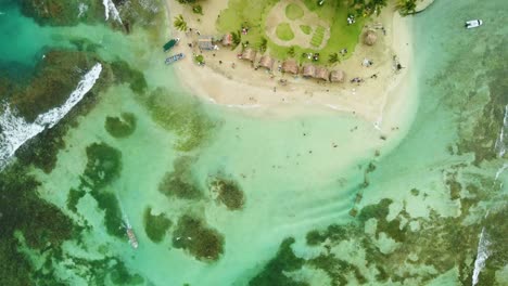 Fliegen-Sie-über-Die-Insel-Mamey-In-Panama