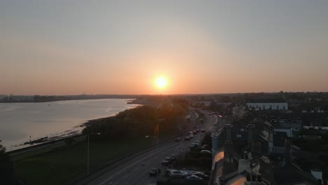 Sonnenuntergang-Am-Clontarf-Beach-In-Dublin-–-4K-Luftaufnahmen