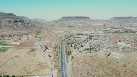 Mumbai-–-Agra-National-Highway-Und-NH52-–-Schnellste-Route,-Drohnenansicht