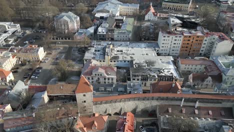 Aerial-view-Tallinn-Estonia-in-winter