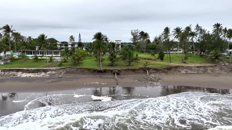 Lateral-drone-shot-of-Veracruz-beach