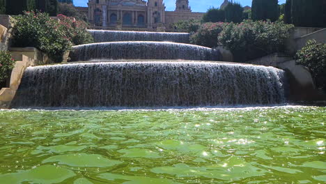 Plaza-Del-Cascades,-Barcelona-Spain