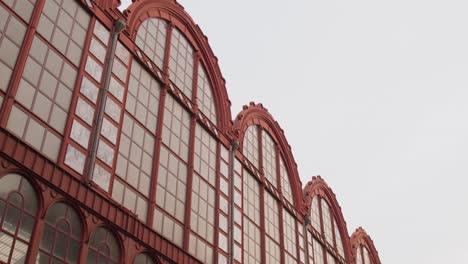 Antwerp-trainstation-facade-tracking-shot