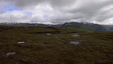 Antena-De-Un-Paso-De-Montaña-En-Noruega