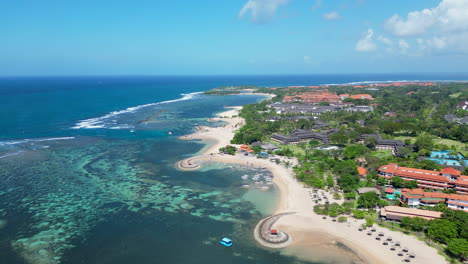 Resorts-Und-Hotels-Am-Strand-Von-Benoa-In-Nusa-Dua,-Bali