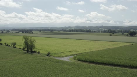 Landschaft-Von-Lourdes,-Frankreich