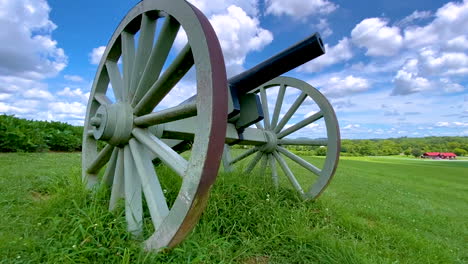 Cañón-De-La-Guerra-Civil-Americana-En-El-Histórico-Springfield,-Tennessee