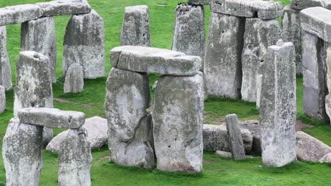 Vista-Aérea-De-Stonehenge,-Inglaterra,-Sitio-Prehistórico-Y-Estructura-De-Piedra.