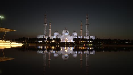 Sheikh-Zayed-Grand-Mosques-reflection-pool-at-nighttime
