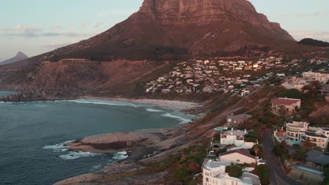 Llandudno-Seaside-Resort-Town-At-Sunset-In-Cape-Town,-South-Africa