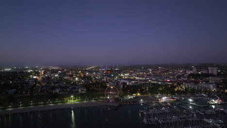 Luftaufnahmen-Der-Lichter-Der-Stadt-Geelong,-Australien,-Kurz-Vor-Sonnenaufgang