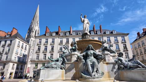 Fountain-of-Place-Royale-Square,-Nantes-in-France