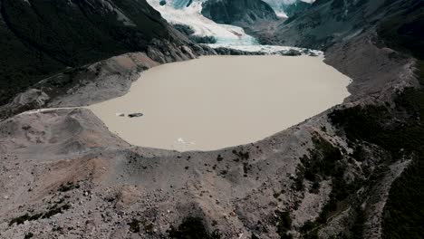 Playa-Icebergs,-Laguna-Torre-Y-Glaciar-Torre-En-Santa-Cruz,-Argentina