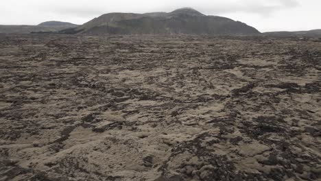 Large-lava-fields-in-Reykjanes-Peninsula,-Iceland,-aerial-dolly-in