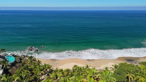 Versteckter-Strand-In-Sayulita,-Mexiko,-Nur-Von-Einer-Drohne-Aus-Gesehen